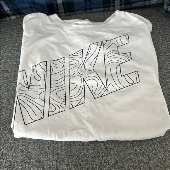 Nike white tshirt - Picture 1 of 4